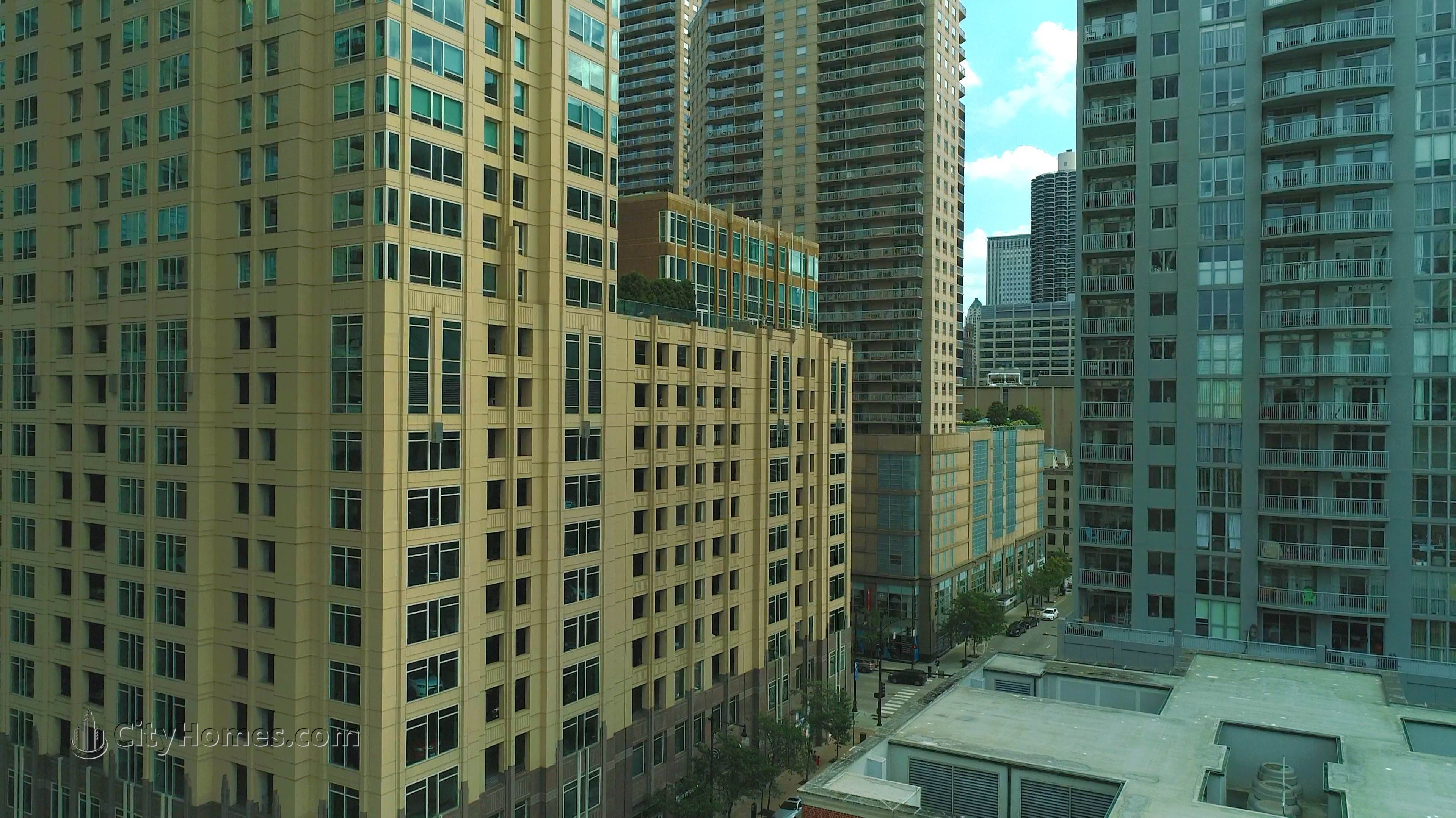 Millennium Centre edificio a 33 W Ontario St, Central Chicago, Chicago, IL 60610