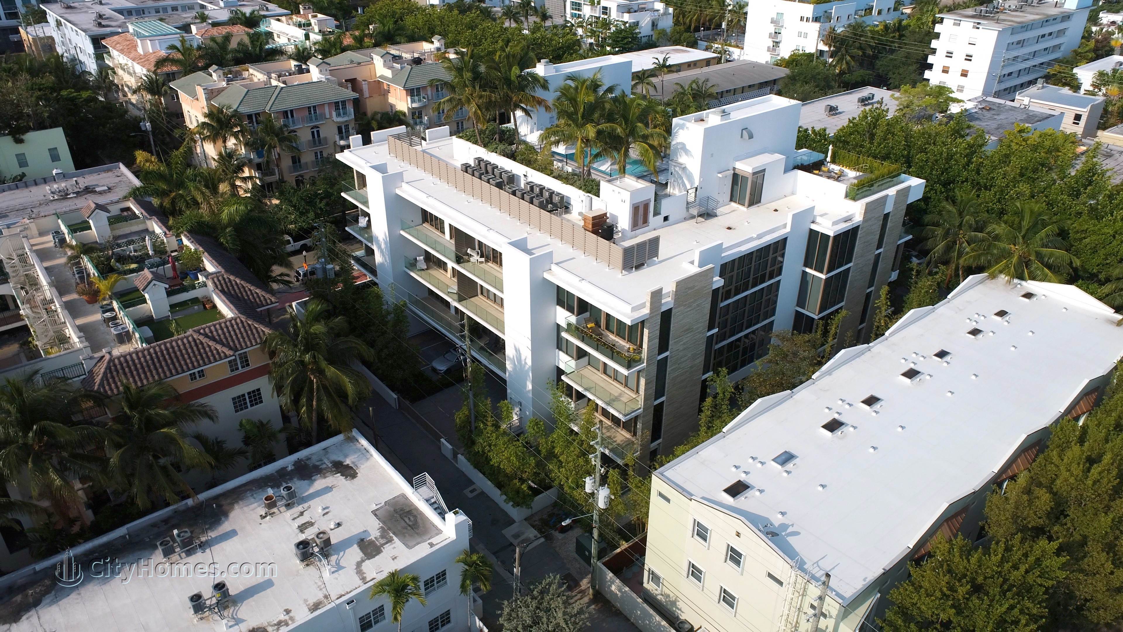LOUVER HOUSE  gebouw op 311 Meridian Avenue, South of Fifth, Miami Beach, FL 33139