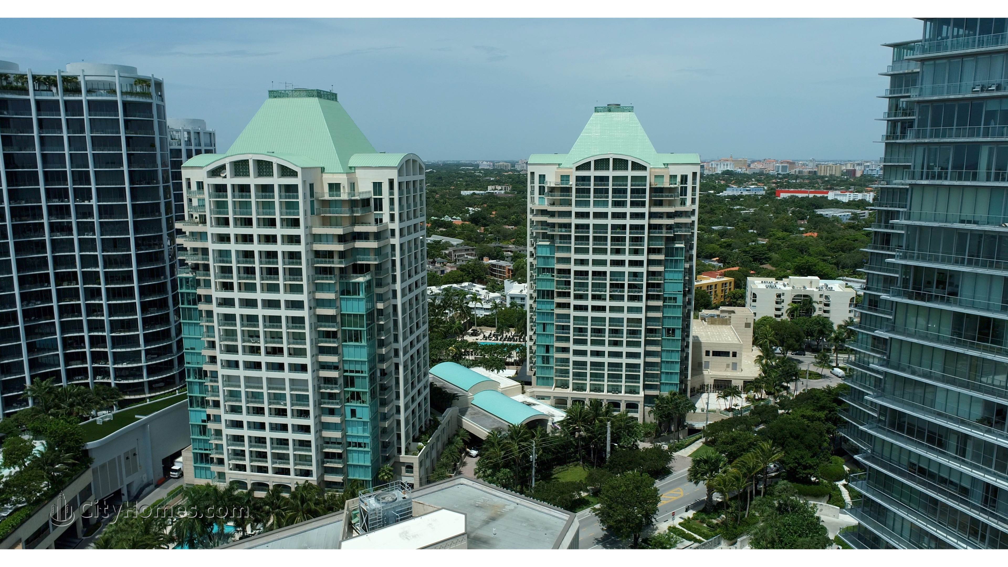 Ritz-Carlton Coconut Grove建於 3300 And 3350 SW 27th Avenue, Miami, FL 33133