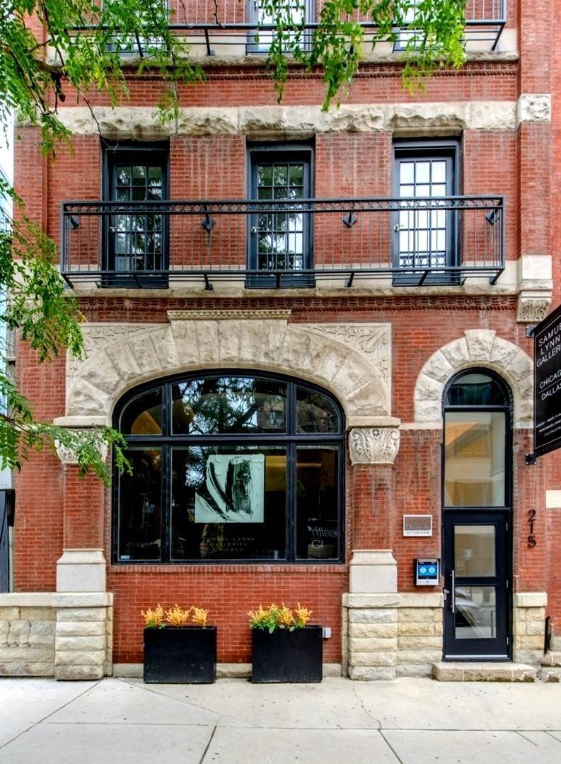 Single Family for Sale at River North, Chicago, IL 60654