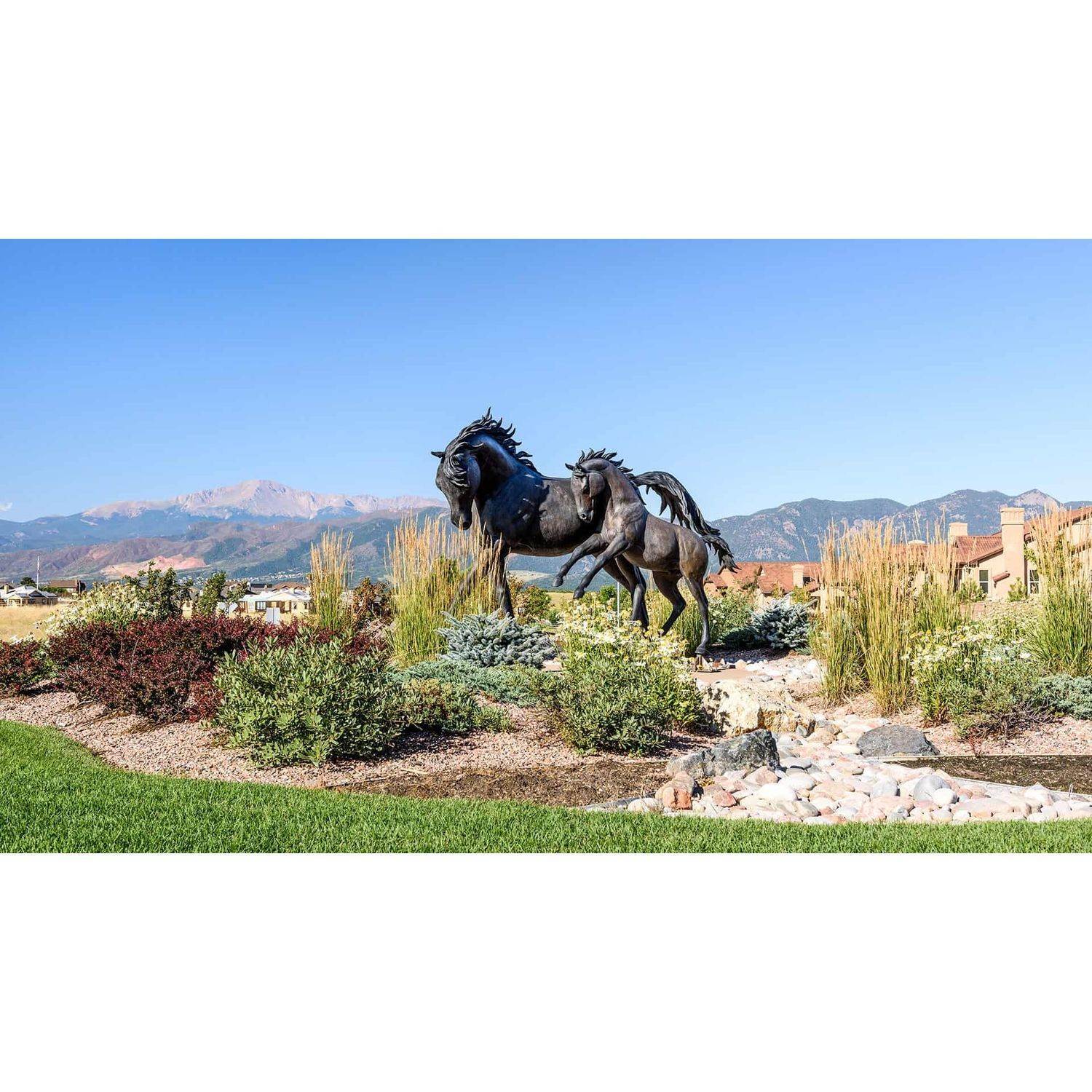 9. Flying Horse建於 2409 Parma Court, Colorado Springs, CO 80921