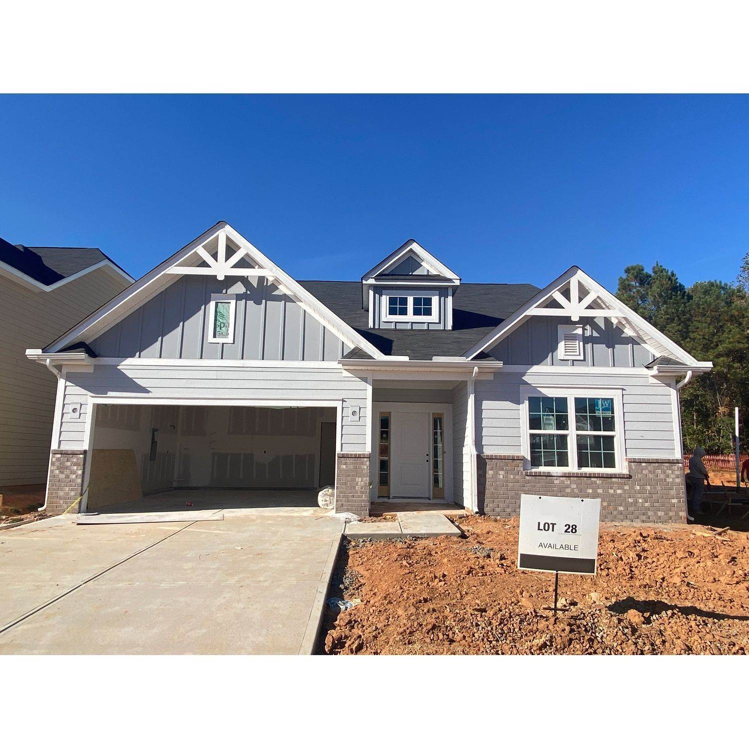 Single Family for Sale at Charlotte, NC 28215