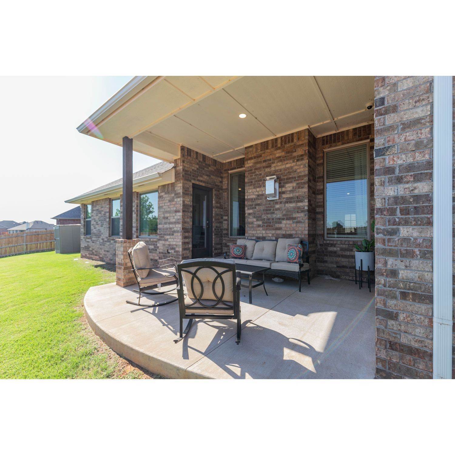 46. Canyons bâtiment à 10533 SW 52nd St, Mustang, OK 73064
