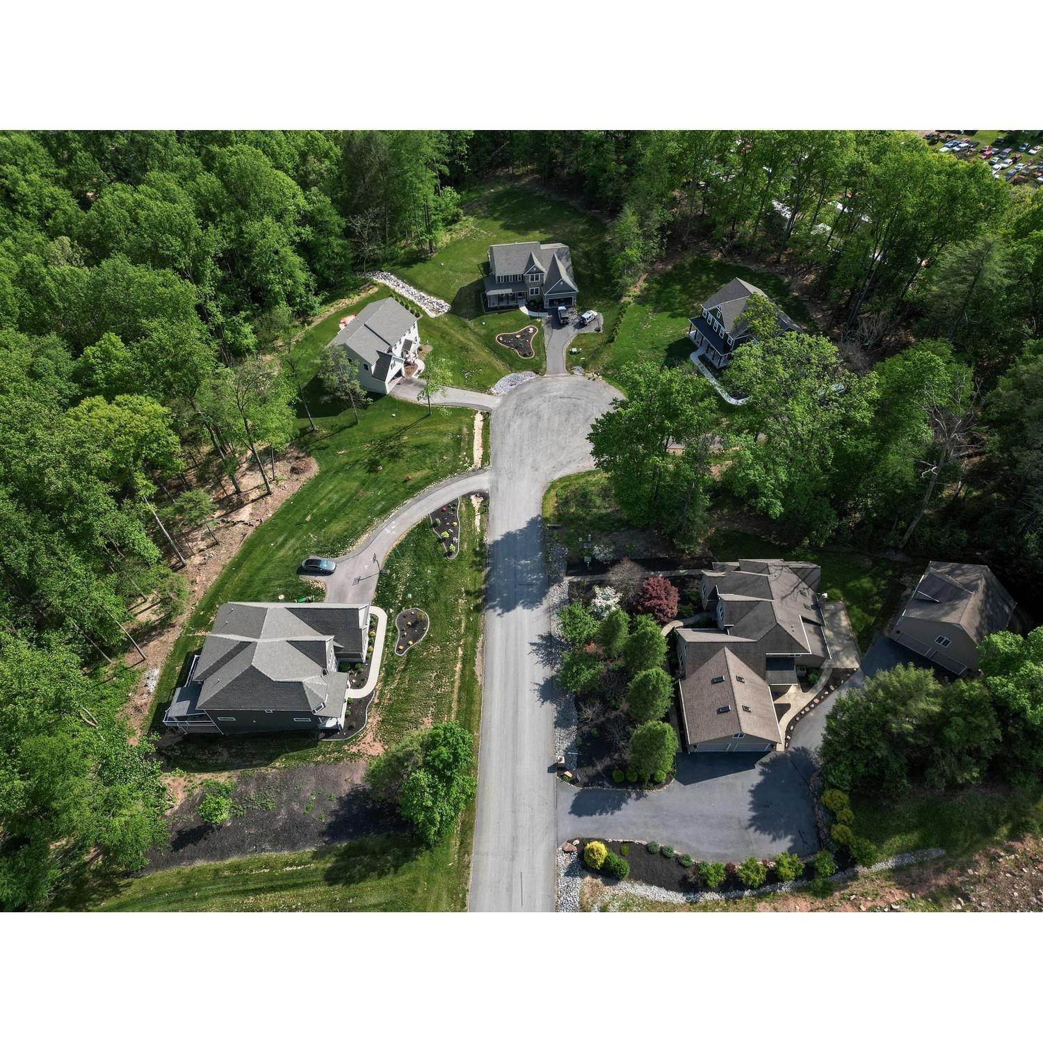 22. Fishing Creek Estates byggnad vid Mountain Ridge Lane, Harrisburg, PA 17112