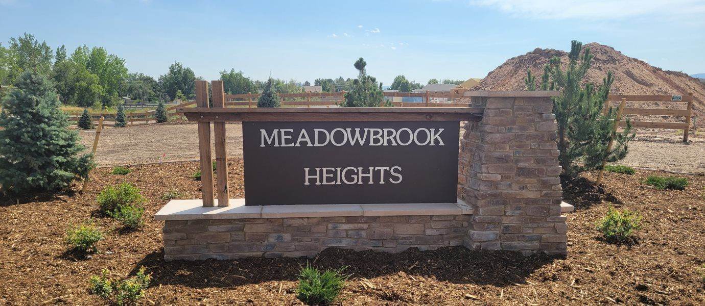 Meadowbrook Heights - The Monarch Collection建於 8491 S Cody Way, Littleton, CO 80128